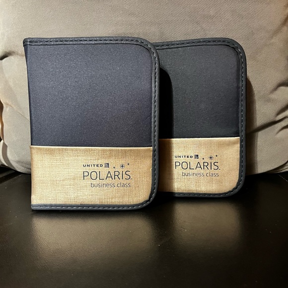 United Airline Polaris Business Class amenities bag - Picture 4 of 4